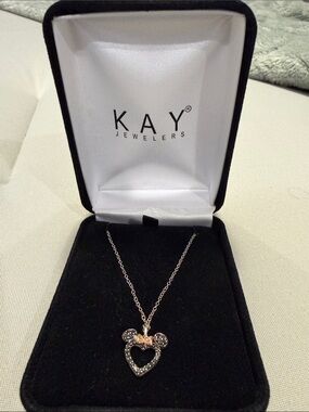 Kay Jewelers Disney Minnie Mouse Necklace